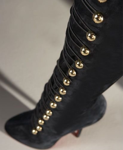 christian_louboutin_boots_014_4(1).jpg