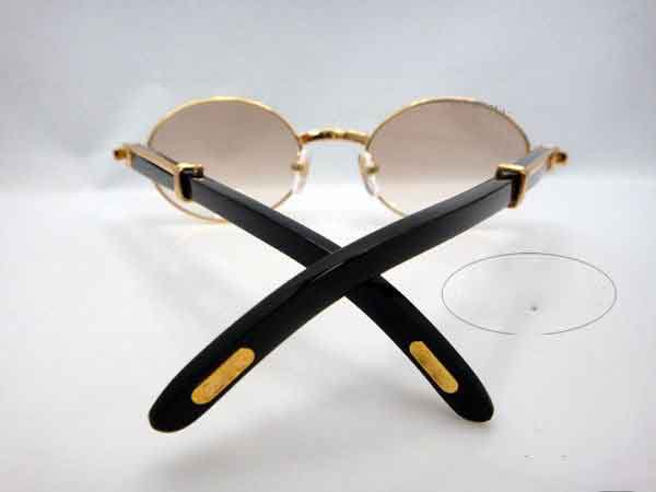 CT1937716 C1 Gold Black horn-6.jpg