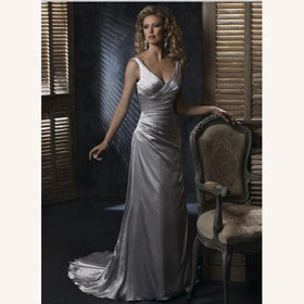 Sleeveless V-neck Side-Draped Floor-Length Court Train Wedding Dresses