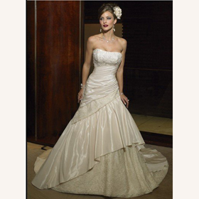 Classic Strapless Backless Floor-Length Plus Size Wedding Dresses
