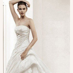 Fabric Chiffon Yarn Strapless Emboridery Cscade Ball Gown Train Princess Wedding Dresses