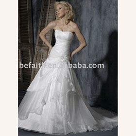 Breathable A-Line Polyester Sleeveless Lace Up Watteau Train Wedding Dresses