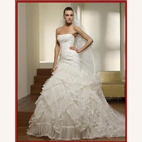 Elegant & Luxurious Sexy Floor-length Strapless Watteau Train Wedding Dresses