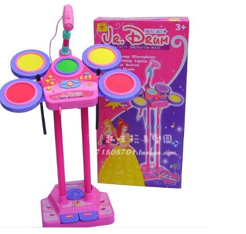 Dynamic Rhythm Lips Simulation Jazz Instruments