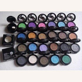 Free Shipping ! Top Quality ! brand NEW 3g pigment Eye Shadow in the BOX 28Colors!