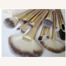 Wholesale Free Shipping-Professional PUPA18 sticks brushes beige cross buckle