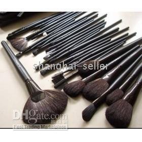 Wholesale - 10 pcs/lot New Cosmetics 32 Pieces Professional make up Brush Set with leather pouch shanghai-seller