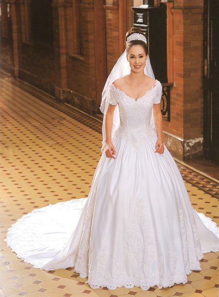 Beading Floor-length Satin Appliques Quinceanera Dresses