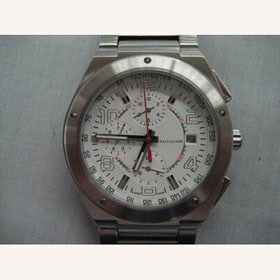 Quartz Movement Stainless Steel Round Shape Wristwatch