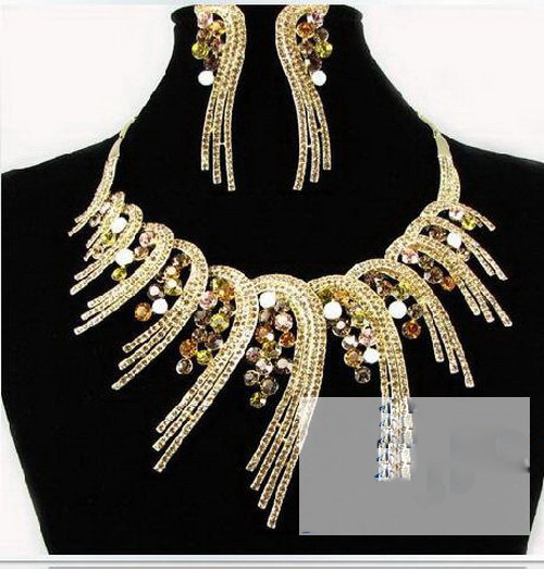 Golden Color Peacock Feather Wedding Jewelry Set