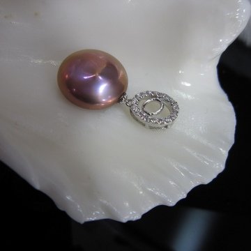 Women Freshwater Pearls Charm Pendants