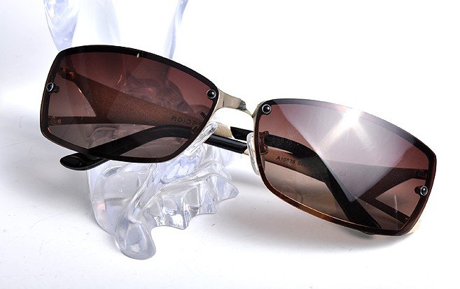 Classic Polarized Light Glass Lenses Sunglasses