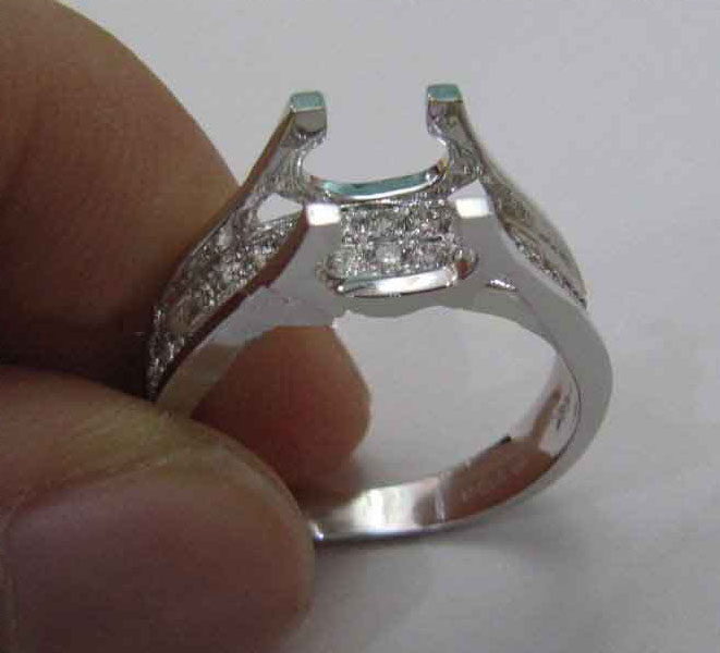 18K White Gold Unisex Wedding Rings