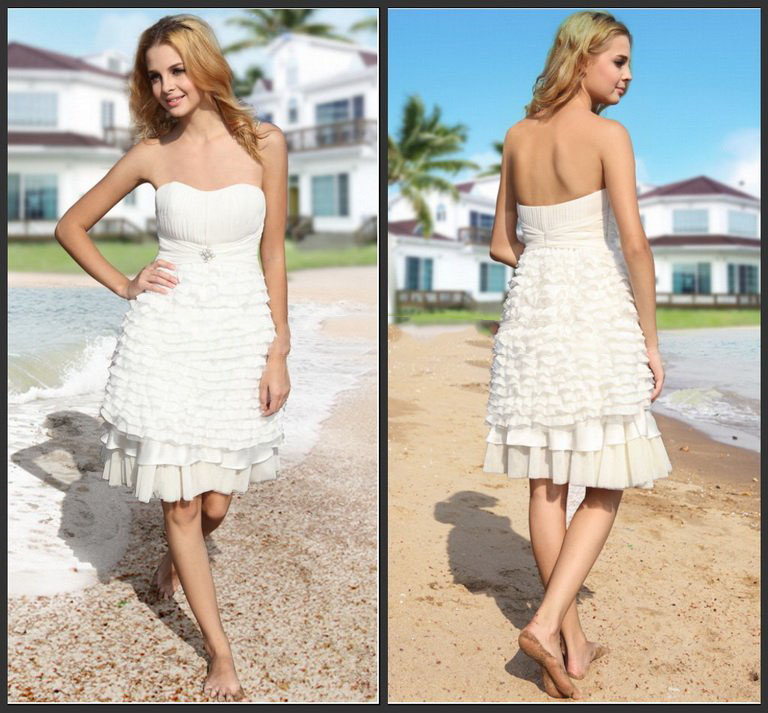 Fashion Sexy White Strapless Chiffon Short Bridesmaid Dress