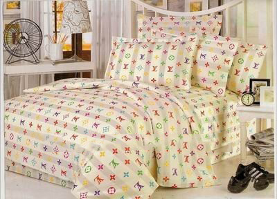 6PCS Luxurious Satin Jacquard Cotton Filling Bedding Set