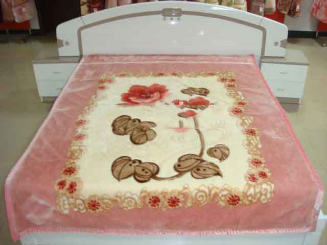 Polyester Printed 195CM X 235CM Super Comfortable Throw Sleeping Blanket
