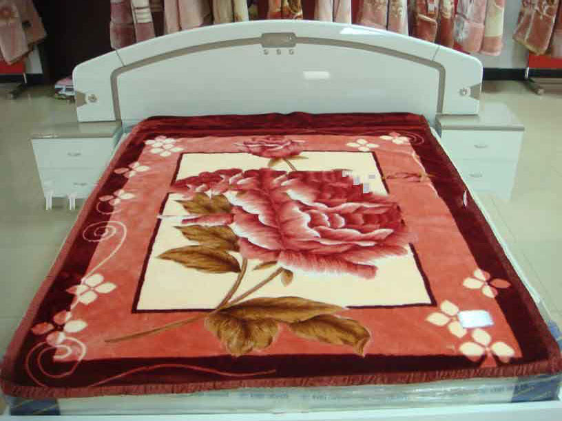 Polyester Printed Handmade Super Comfortable Throw Sleeping Blanket