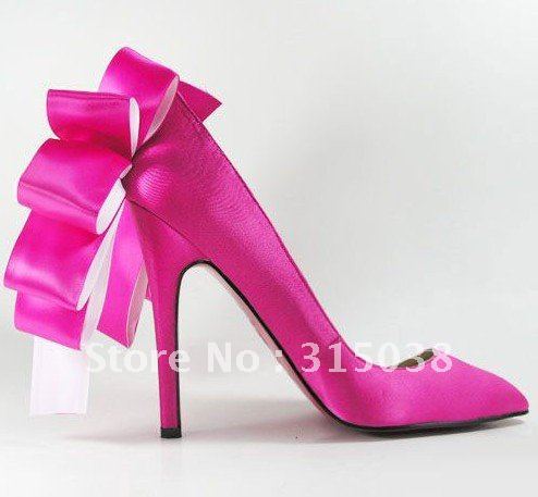 Free Shipping Baotou Small Silk Flowers with Shallow Surface Followed by The Flower Mouth Pointed Shoes