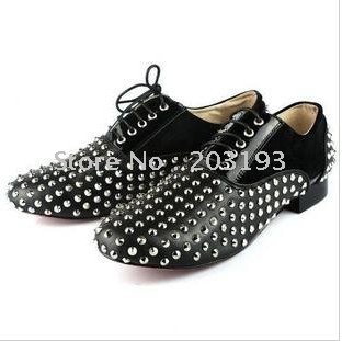 Small Conical Rivets Black Leather Women's Casual Shoes