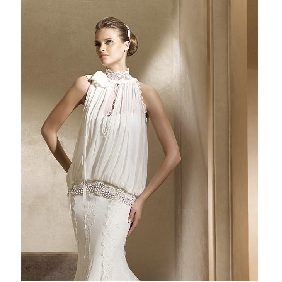 Elegent Lace High Neck Pearl Court Train Wedding Dresses